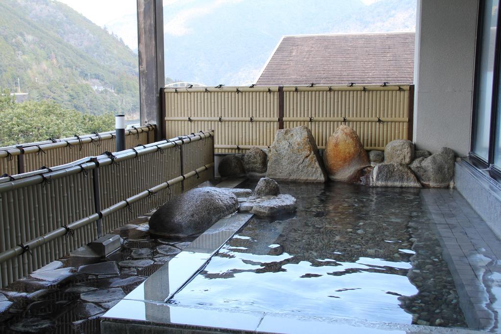 Iruka Onsen Hotel Seiryuusou Kumano Kültér fotó